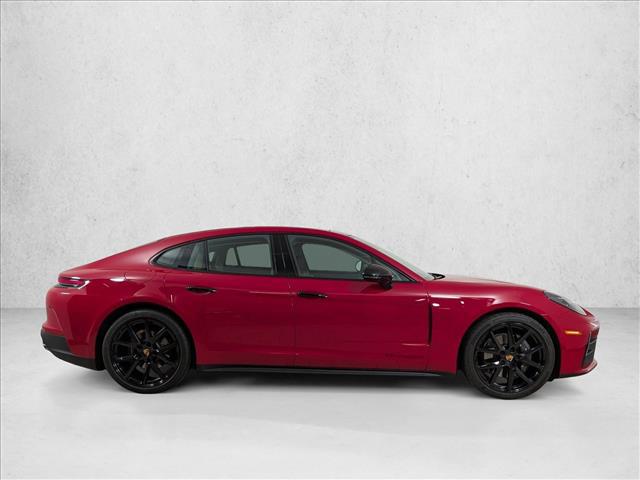 2026 Porsche Panamera 4