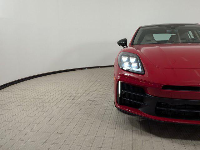 2026 Porsche Panamera 4