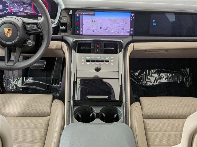 2026 Porsche Panamera 4