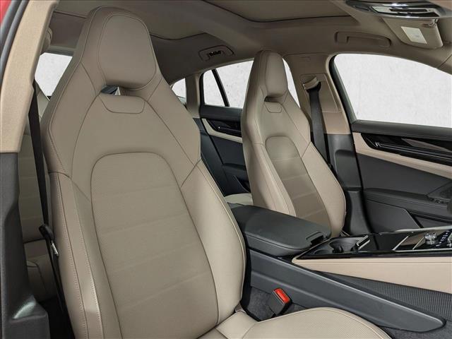 2026 Porsche Panamera 4