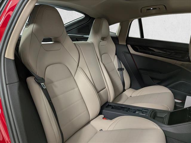 2026 Porsche Panamera 4