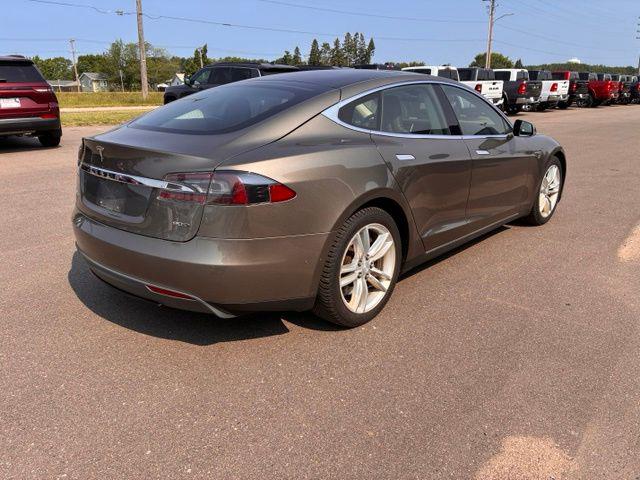 2015 Tesla Model S 70D