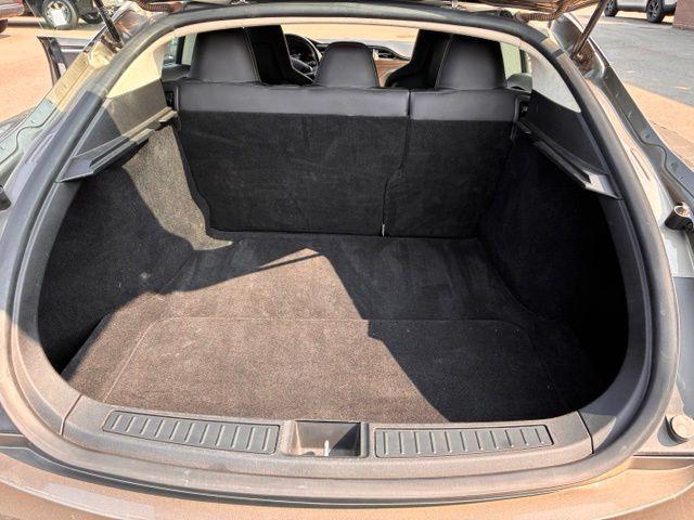 2015 Tesla Model S 70D