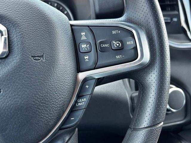 2026 Ram 1500 Express Crew Cab 4x4 57 Box