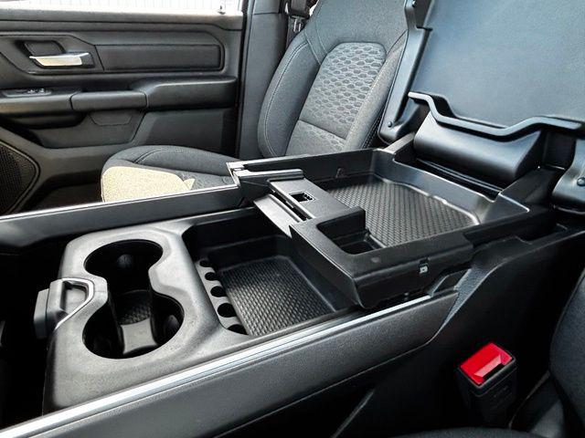 2026 Ram 1500 Express Crew Cab 4x4 57 Box