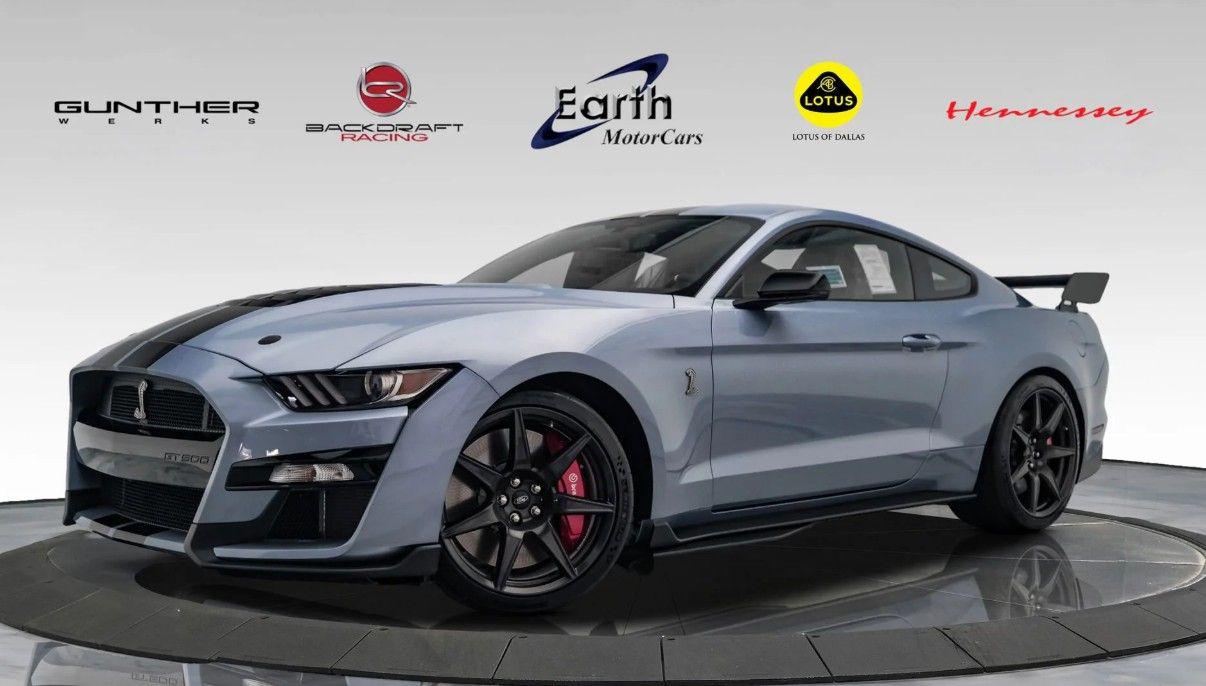 /2022 Ford Mustang