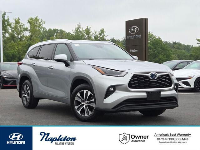 2022 Toyota Highlander Hybrid XLE for sale in PALATINE, IL