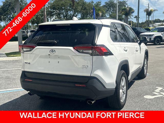 2020 Toyota RAV4 XLE