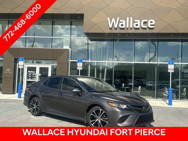 2019 Toyota Camry SE for sale in FT PIERCE, FL
