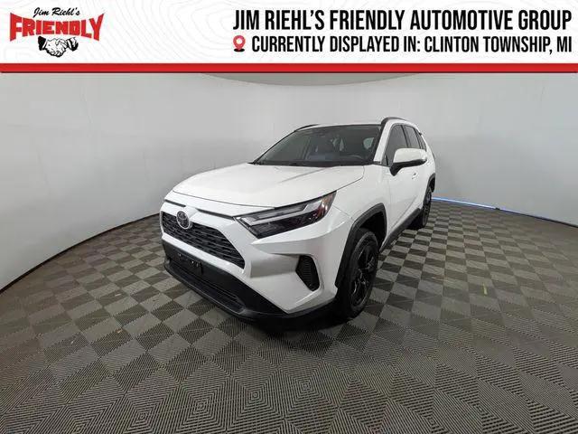 2024 Toyota RAV4 XLE for sale in CLINTON TOWNSHIP, MI