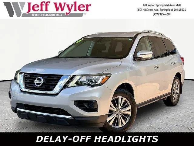 2018 Nissan Pathfinder for sale near Springfield, OH