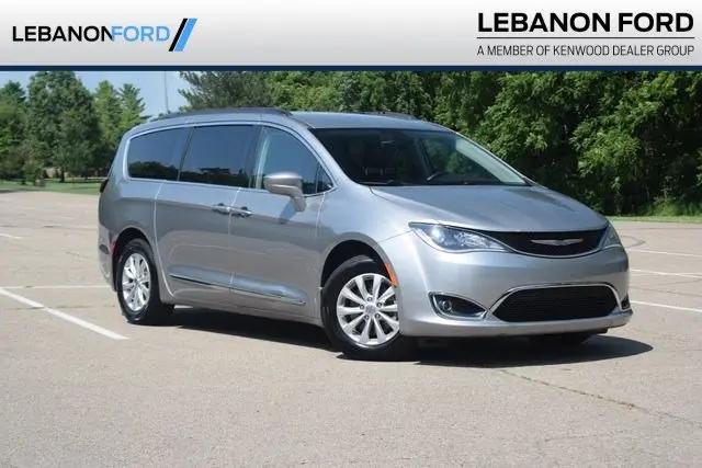 2017 Chrysler Pacifica Touring-L for sale in Lebanon, OH
