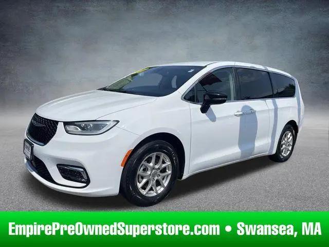 2024 Chrysler Pacifica Touring L for sale in Swansea, MA