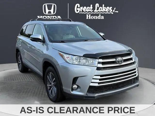 2019 Toyota Highlander XLE for sale in Akron, OH