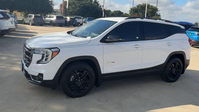 2022 GMC Terrain AT4 - Photo 4