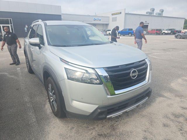 2025 Nissan Pathfinder SL FWD for sale in Florence, SC