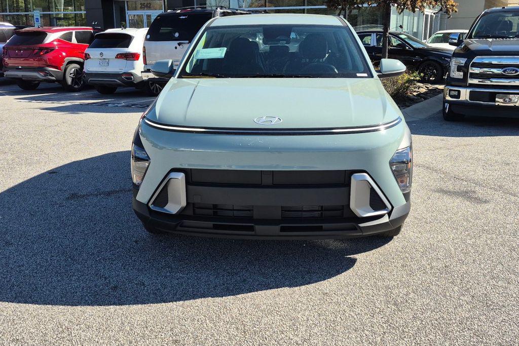 New 2027  HYUNDAI SE FWD image 3