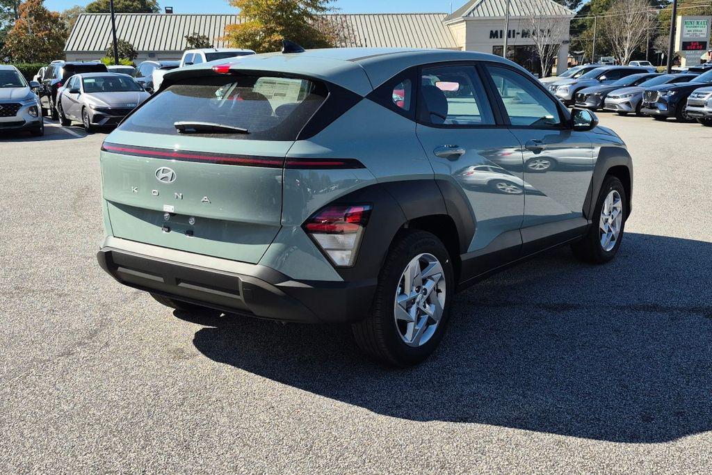 New 2027  HYUNDAI SE FWD image 6