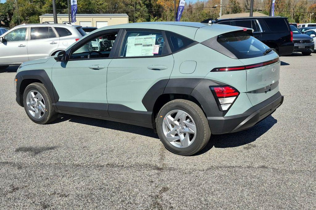 New 2027  HYUNDAI SE FWD image 9