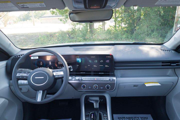 New 2027  HYUNDAI SE FWD image 17