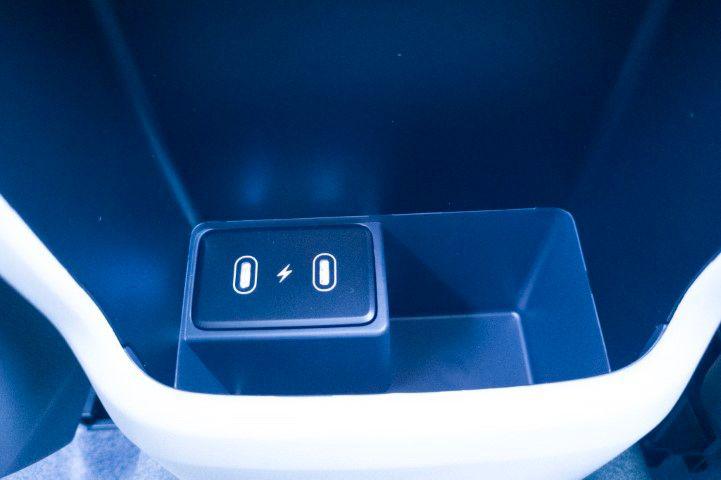 New 2027  HYUNDAI SE FWD image 19
