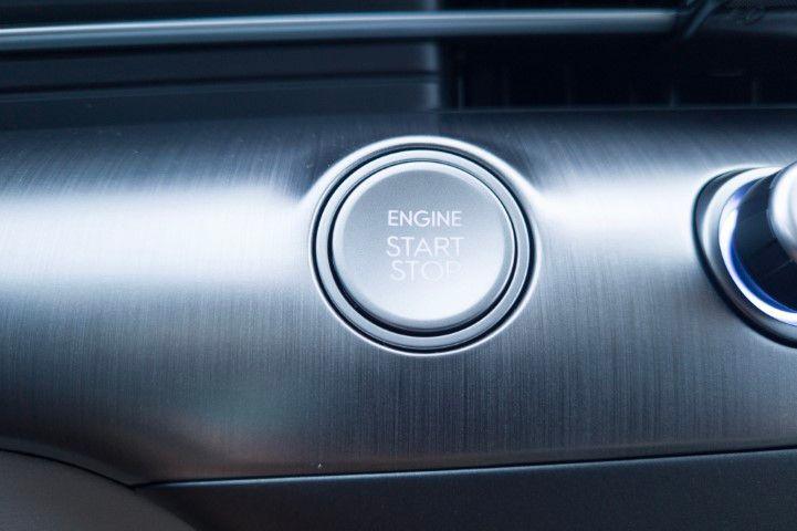 New 2027  HYUNDAI SE FWD image 22