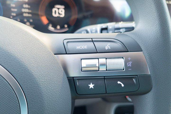 New 2027  HYUNDAI SE FWD image 25