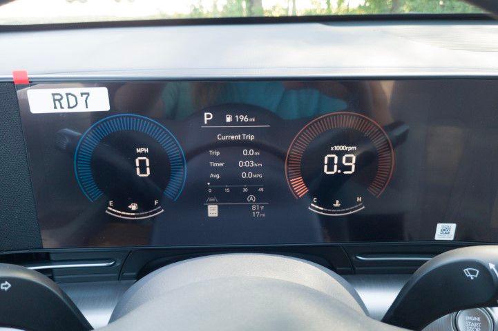 New 2027  HYUNDAI SE FWD image 29