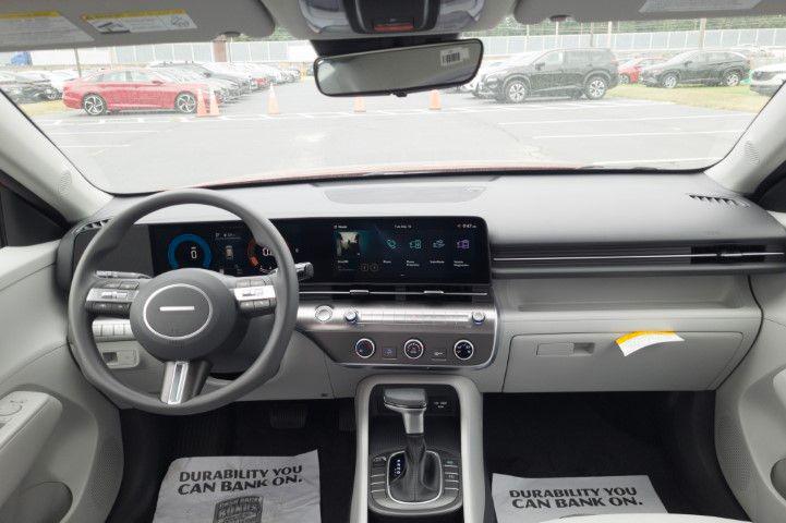 New 2027 Red Hyundai SE FWD image 17
