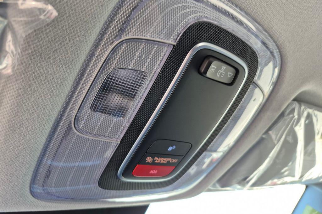 New 2027  HYUNDAI SE FWD image 32