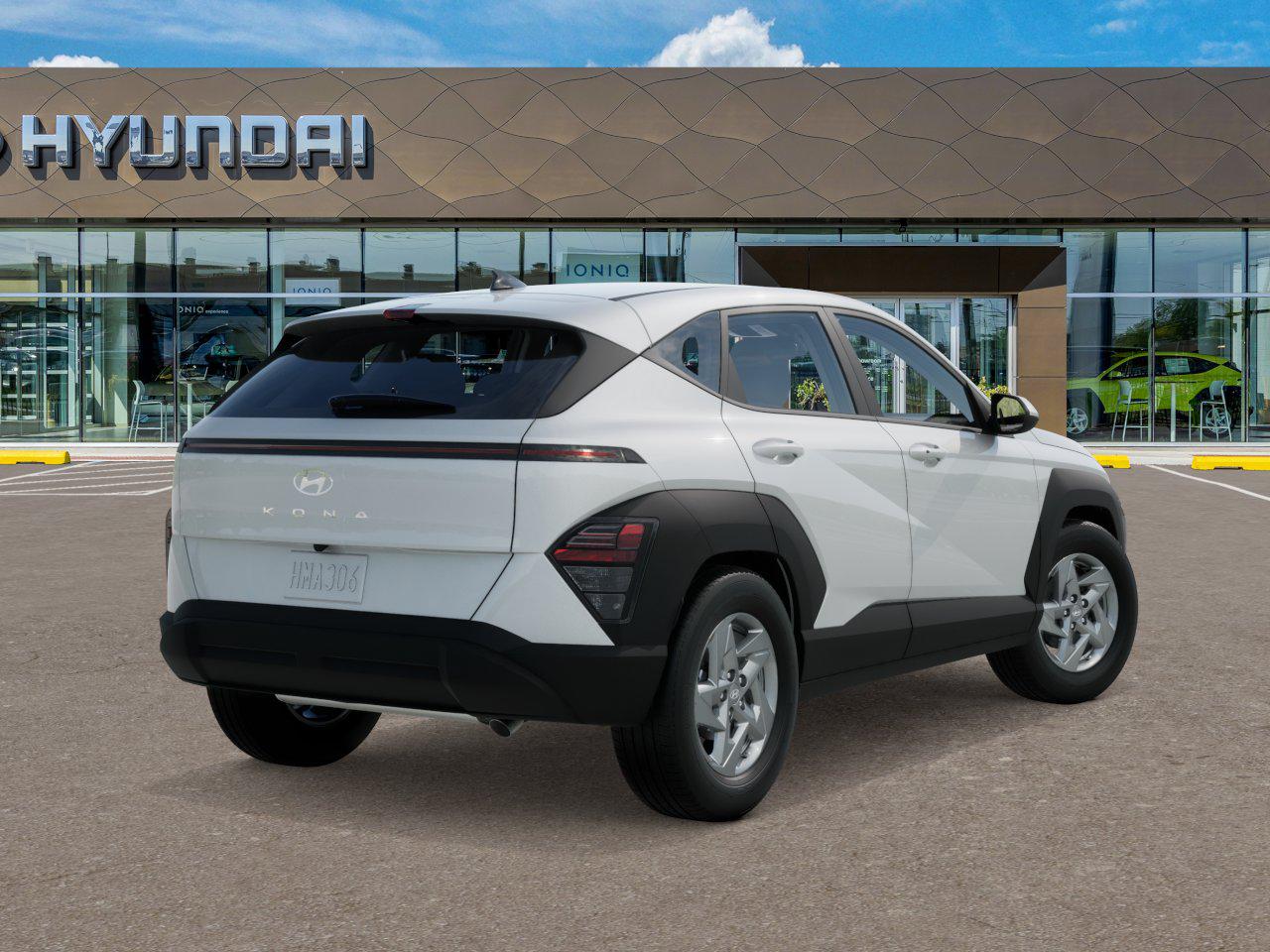 New 2027  HYUNDAI SE FWD image 4