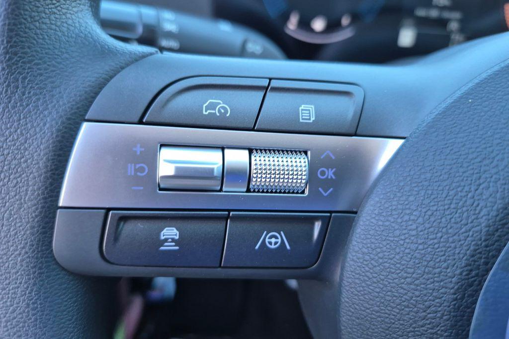 New 2027  HYUNDAI SE FWD image 28