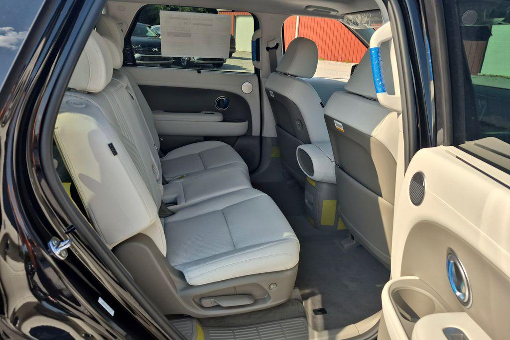 New 2027 Black HYUNDAI Blue SEL Premium 8P image 20