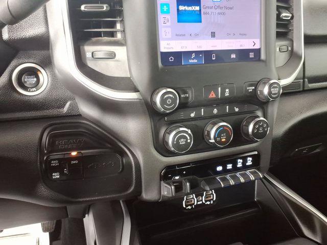 2022 Ram 3500 Big Horn Crew Cab 4x4 8' Box