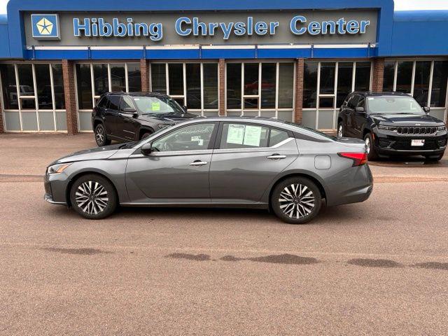 2025 Nissan Altima SV FWD for sale in Hibbing, MN