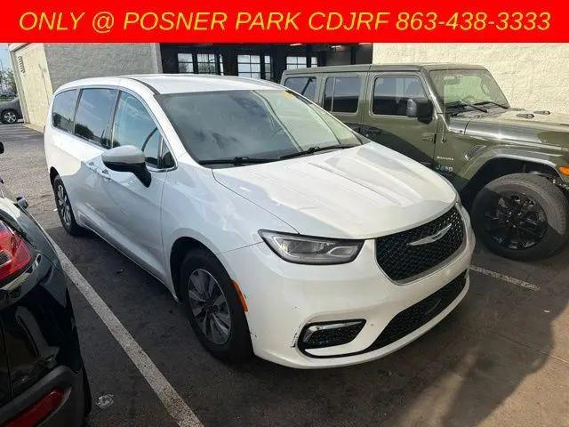 2023 Chrysler Pacifica Hybrid Touring L for sale in Davenport, FL