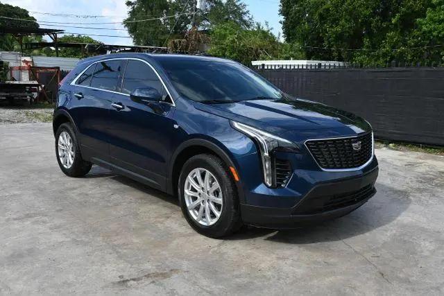 2021 Cadillac XT4 FWD Luxury for sale in Miami, FL