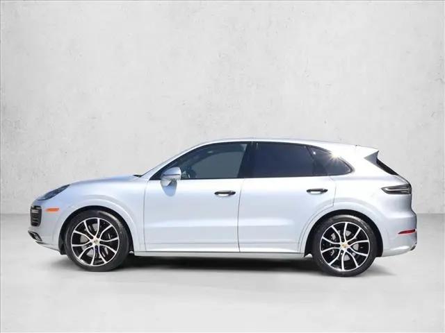 2023 Porsche Cayenne Turbo