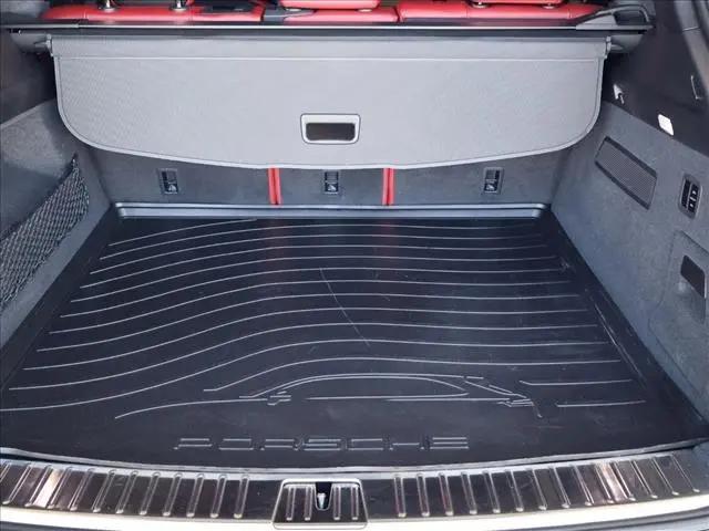 2023 Porsche Cayenne Turbo