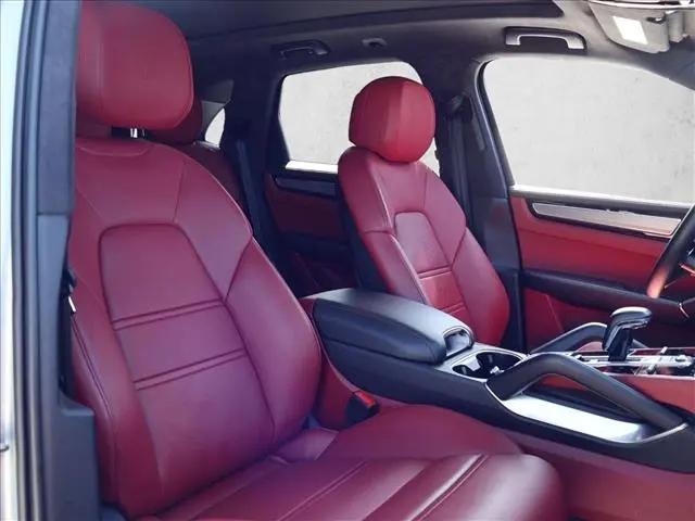 2023 Porsche Cayenne Turbo