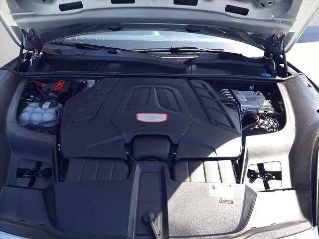 2023 Porsche Cayenne Turbo