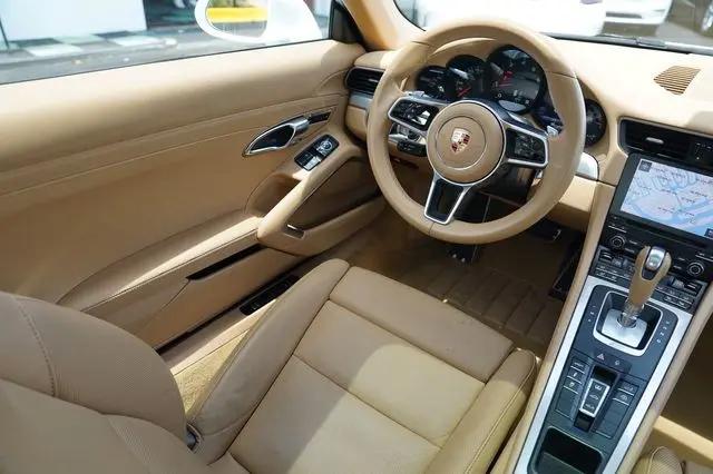 2017 Porsche 911 Carrera