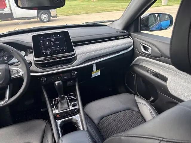 2025 Jeep Compass Latitude 4x4
