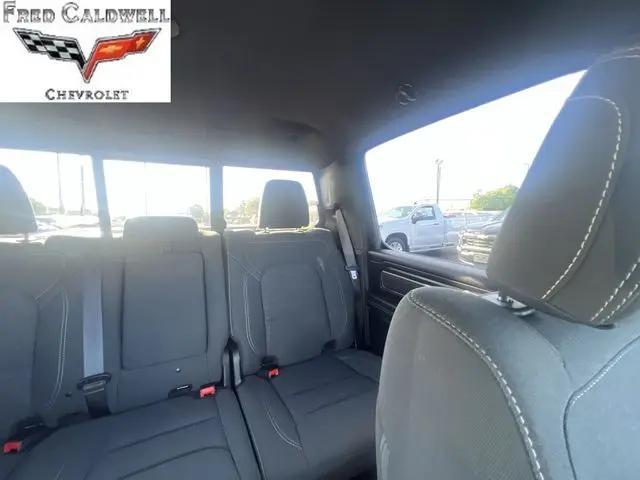 2025 Ram 1500 Big Horn Crew Cab 4x4 57 Box