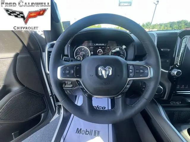 2025 Ram 1500 Big Horn Crew Cab 4x4 57 Box