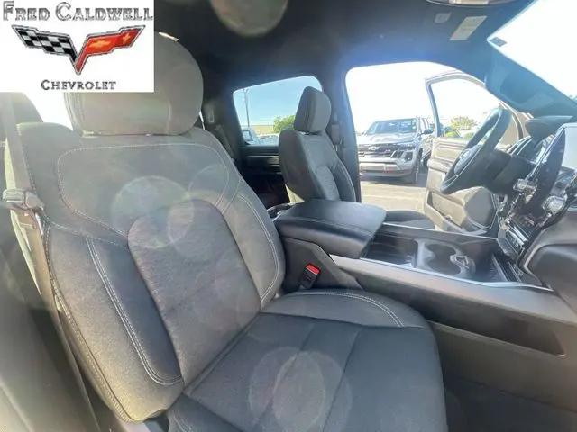 2025 Ram 1500 Big Horn Crew Cab 4x4 57 Box