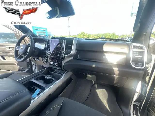 2025 Ram 1500 Big Horn Crew Cab 4x4 57 Box