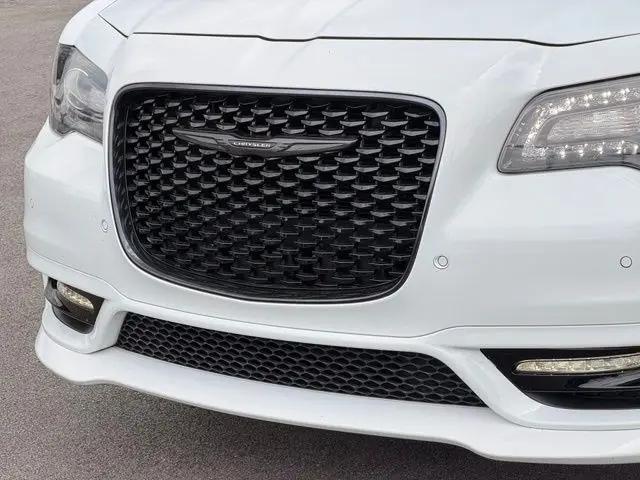 2023 Chrysler 300 Touring L AWD