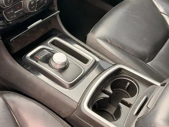 2023 Chrysler 300 Touring L AWD