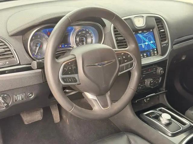 2023 Chrysler 300 Touring L AWD